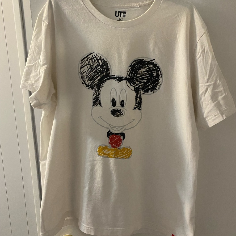 Mickey Mouse Uniqlo